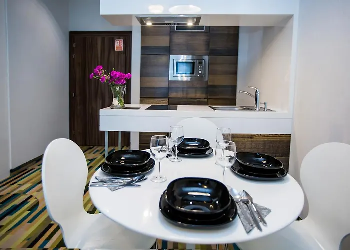 Aleja Baltic Park Molo 308 *